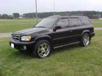 Nissan Pathfinder - Loue T. Imson (Devize)