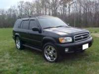 Nissan Pathfinder - Loue T. Imson (Devize)