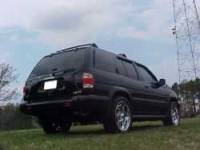 Nissan Pathfinder - Loue T. Imson (Devize)