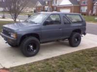 Nissan Pathfinder - Duke-Duke's '87 2-dr in T