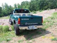 Nissan Hardbody - Greenmonster95hb