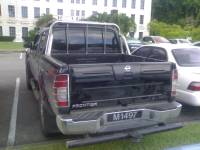 Nissan Frontier - D