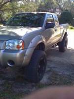 Nissan Frontier - Front View