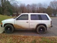 Nissan Pathfinder - White Wagon