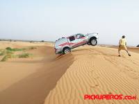 Nissan Frontier - Another jump - Erg Chebbi