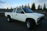 Nissan Hardbody - king cab 4