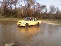 Nissan Frontier - muddin'