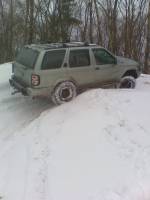 Nissan Pathfinder - Snow Wheeling 2