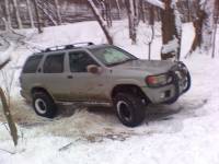 Nissan Pathfinder - Snow Wheeling 2