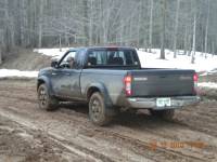 Nissan Frontier - Dirt road