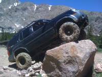 Nissan Xterra - Josh's X on a rock!