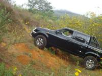 Nissan Frontier - gandaraÂ´s brazil off roa