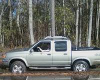 Nissan Frontier - 2000 nissan