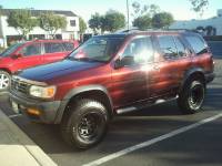 Nissan Pathfinder - 1996 SE 4x4