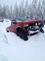 Nissan Hardbody - Snow Wheeling