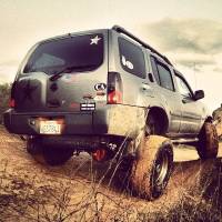 Nissan Xterra - Flexing